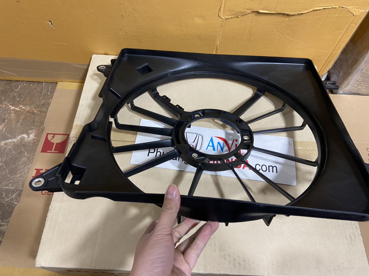 Lồng quạt làm mát két nước xe Honda CRV 2018-2022